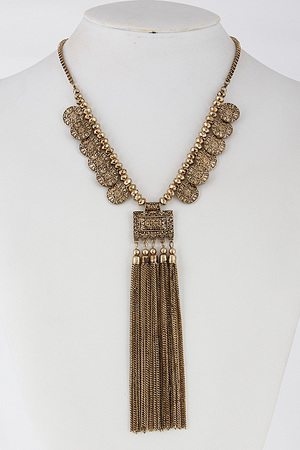 Antique Inspired Necklace With Tassel Fringed 6EAG9
